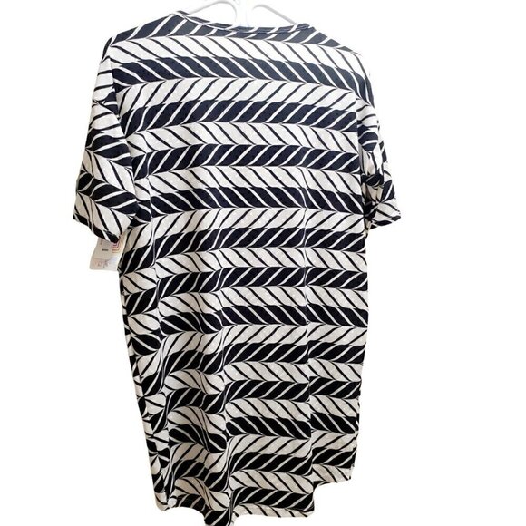 BLACK and white striped Casual Blouse. NWT - Picture 5 of 5